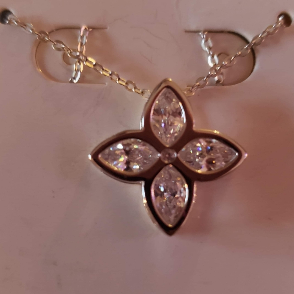 The Good Queens Pendant Necklace